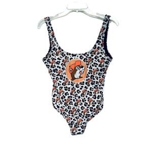 Buc-ees Women's XS Cheetah Logo Print One Piece Swimsuit Bathing Suit Bucees